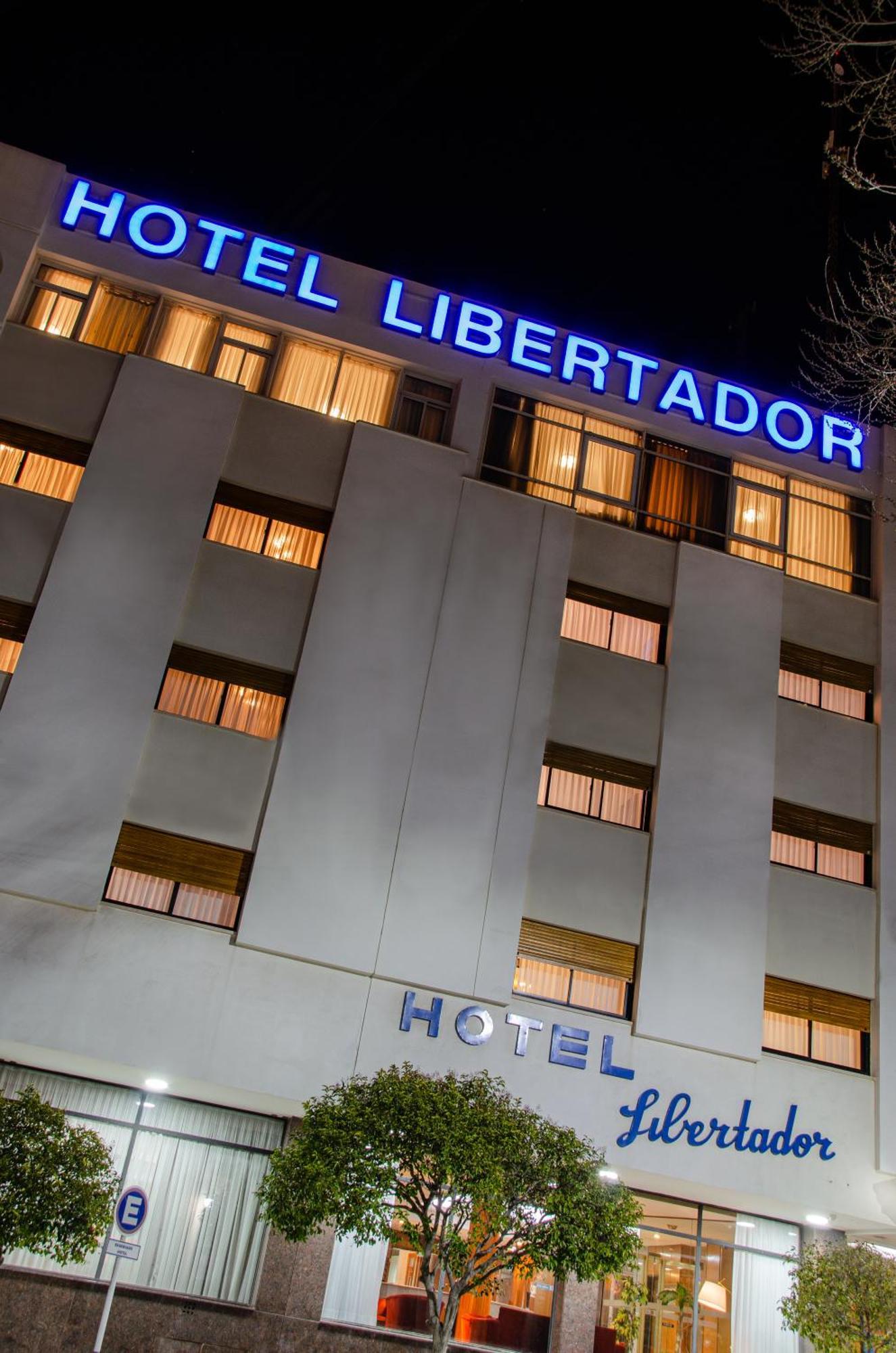 Hotel Libertador Trelew Exterior photo